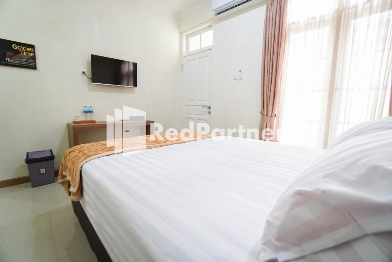 Fazza Syariah Mitra Reddoorz Otel Cakarta Dış mekan fotoğraf